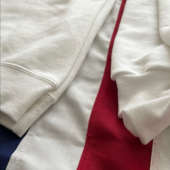 Classic White Men's Sweater - Picture 5 of 14